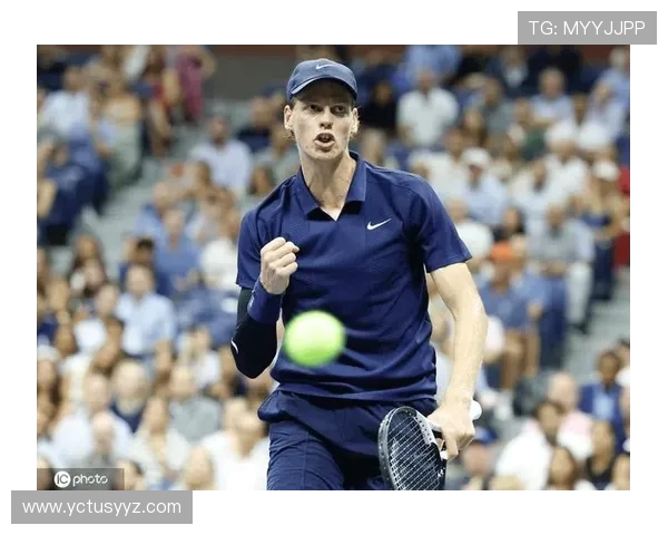 美网硬地决赛辛纳登顶时刻